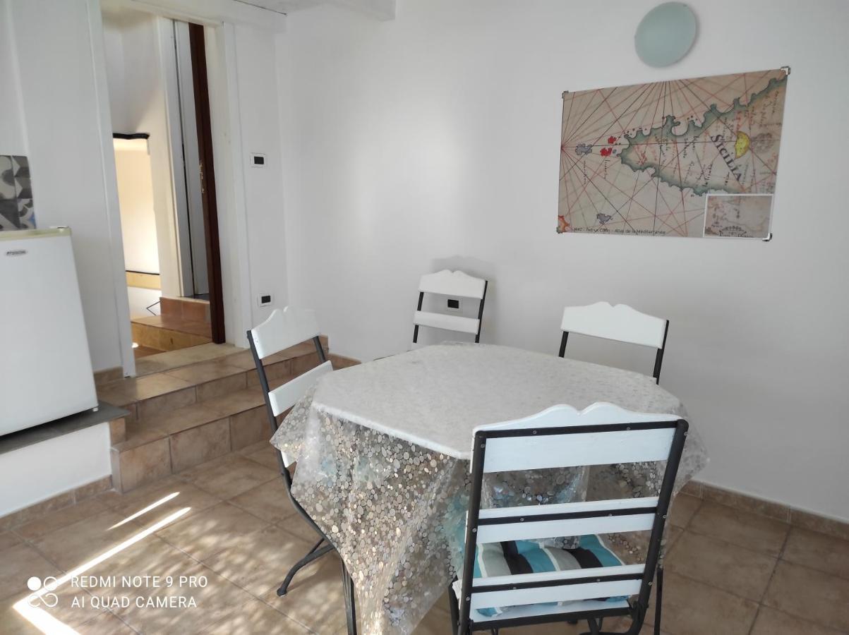 La Casetta Di Tufo Apartamento Favignana Exterior foto